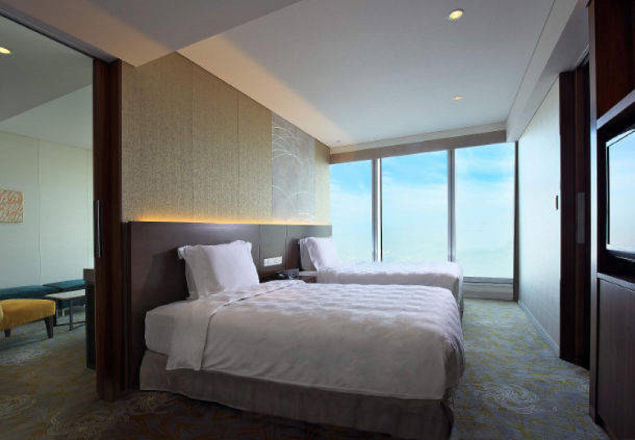 โรงแรมโอซาก้า แมริออท มิยาโกะ 5*