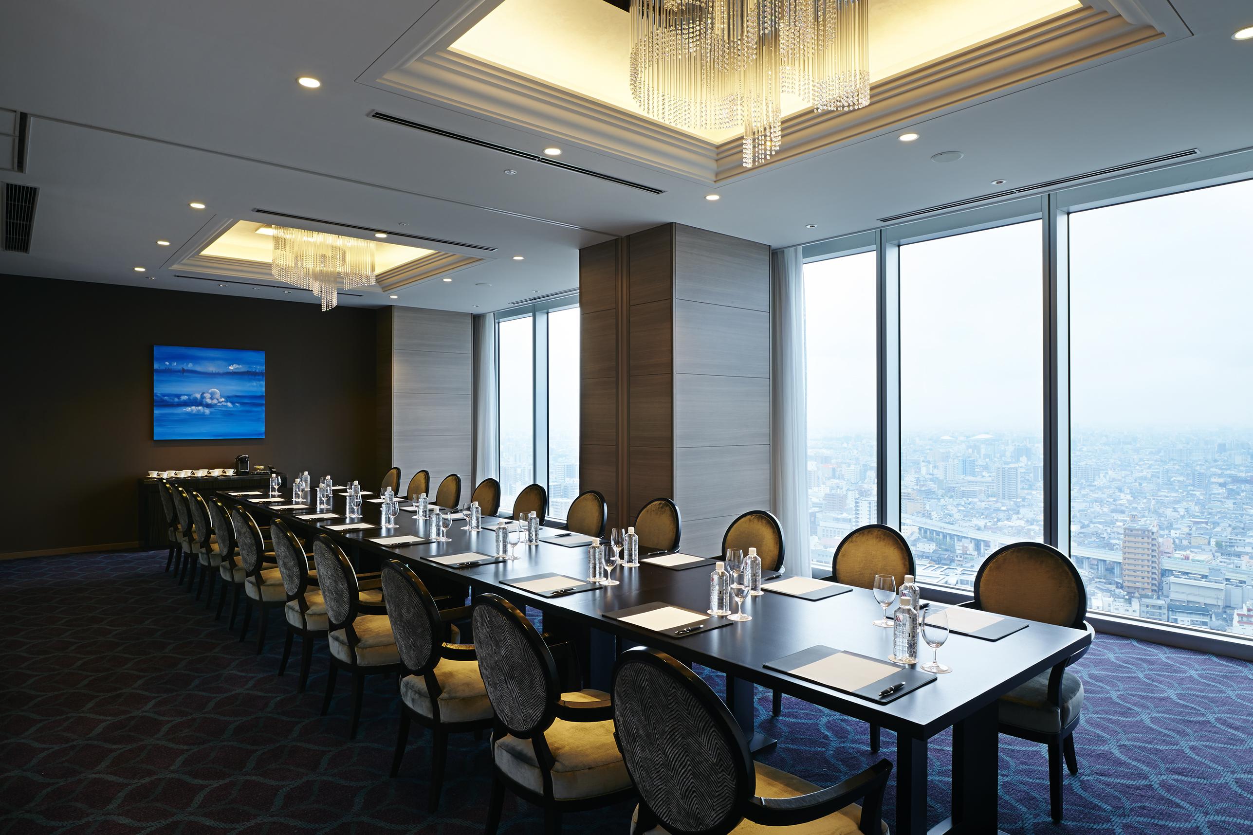 โรงแรมโอซาก้า แมริออท มิยาโกะ โอซาก้า