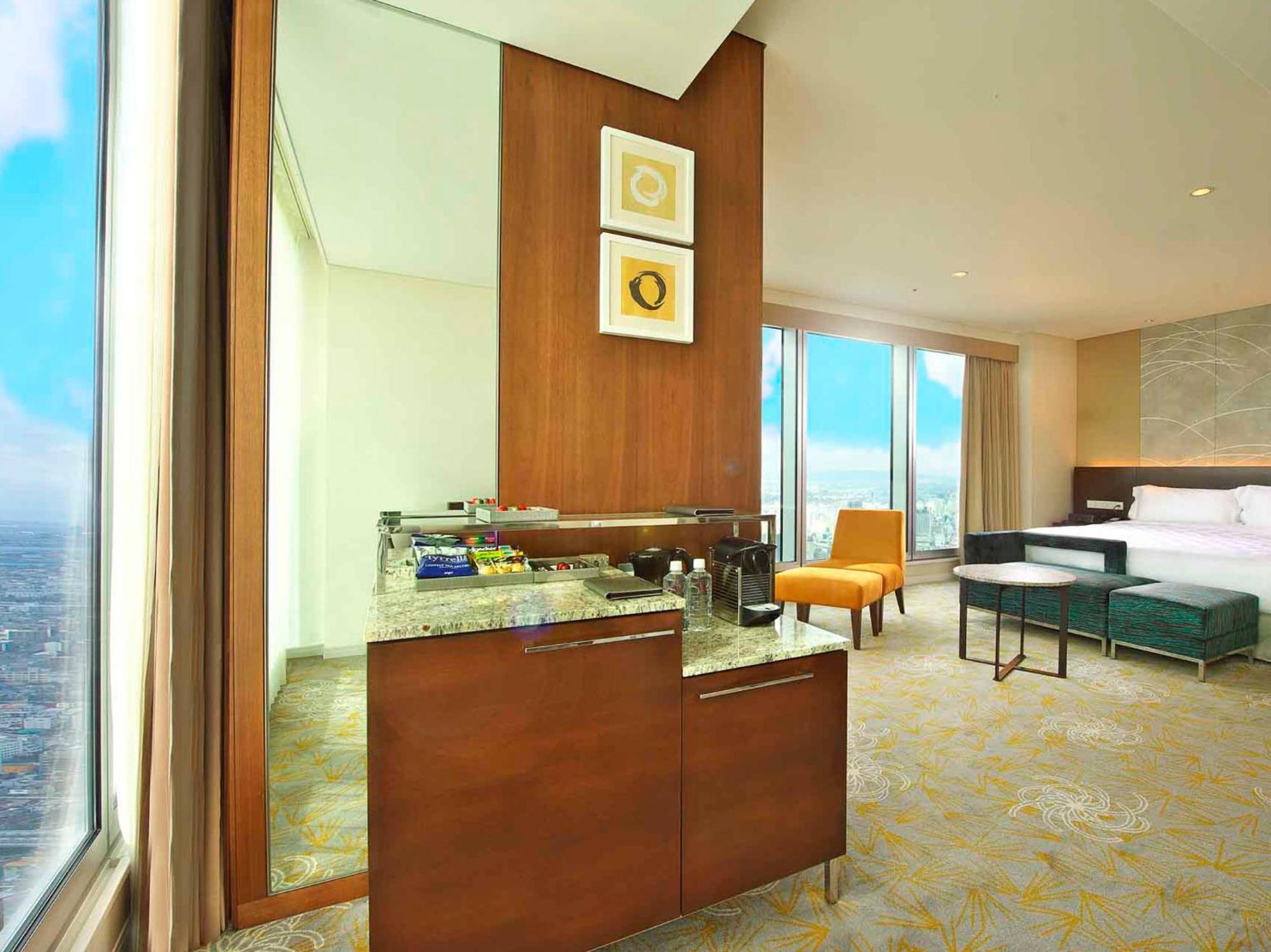 โรงแรมโอซาก้า แมริออท มิยาโกะ 5* โอซาก้า