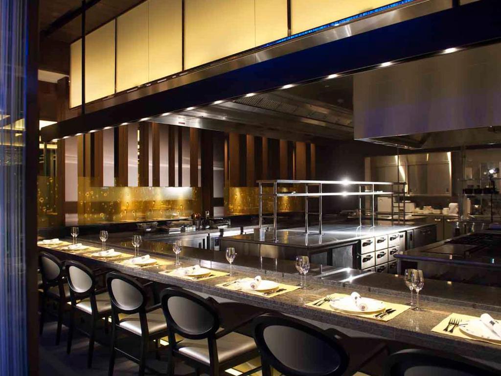 โรงแรมโอซาก้า แมริออท มิยาโกะ โอซาก้า